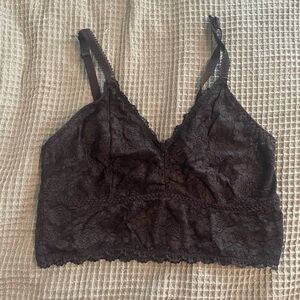 Elegant Lace Bralette in Deep Black